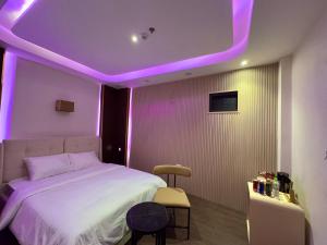 Phòng Deluxe Có Giường Cỡ King (Deluxe King Room)