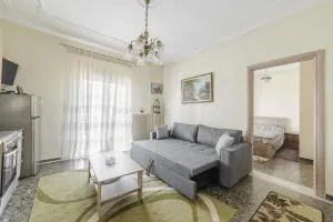 Tom's House - Tríkala