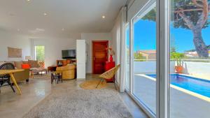 Vivalidays Greco House - Pineda de Mar