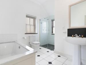 Winelands Golf Lodges 12