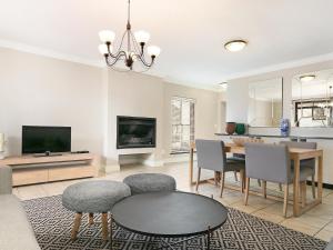 Winelands Golf Lodges 12