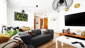 Low Price Modern Apartment Aircon & Filter Water