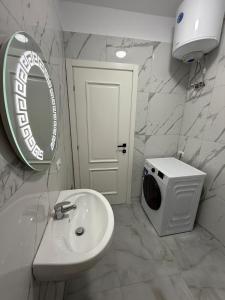 Ajan Alushani Apartment