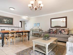 Winelands Golf Lodges 10