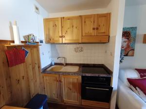 Appartements Studio 4 pers avec terrasse et jardin, parking couvert, a Montgenevre - FR-1-445-173 : photos des chambres