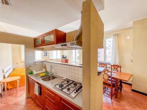 Lovingenoa Green House