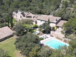 Maisons de vacances Mas traditionnel a Gordes en pleine nature : photos des chambres