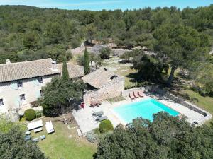 Maisons de vacances Mas traditionnel a Gordes en pleine nature : photos des chambres