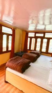 Hotel ganga yamuna restaurant