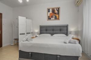 Upscale Studio, Walking Distance from The Old Town