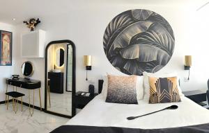 Naturiste Deluxe Studio - Le Boudoir Heliopolis