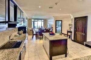 Ballito Manor View 302