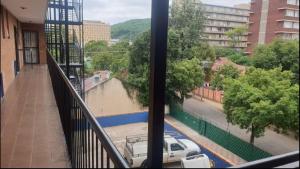 Neat, instaworthy, self-checkin flat in Pretoria