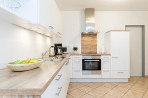 W1 - Gästehaus Christian-Westphal-Str 60 - FERIENDOMIZIL HOLLICH