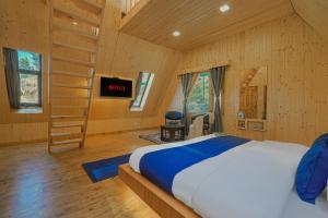 SaffronStays Bagh Kufri - Duplex Suites