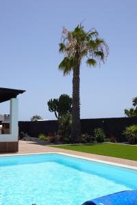 Endearing Lanzarote Villa Villa Dorada 3 Bedrooms Private Pool