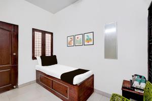 Hotel O Adhavan Residency