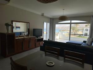 Louly beach Full Sea View Upper Challet First Row