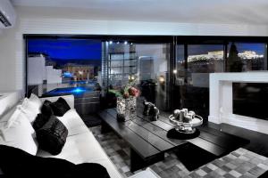 Stunning Athens Penthouse Apartment Historic Central Location Albus Senior