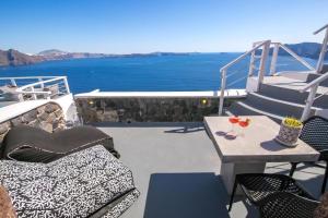Aurora Grace Villa With Indoor Plunge Pool Caldera View Wpv Oia Santorini