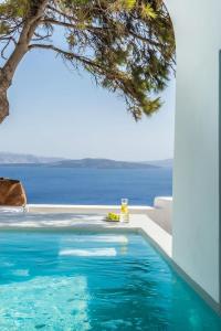 Pina Caldera Residence Oia Santorini