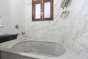 Homlee-Green Luxury 3BHK-South DEL-NFC-Fortis Hospital