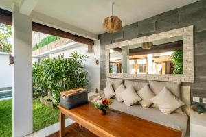 Villa private Pool in Seminyak, Car Park fast WIFI