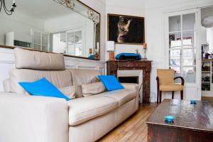 Charming and bright near Montmartre