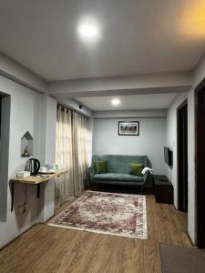 the locals bhaktapur