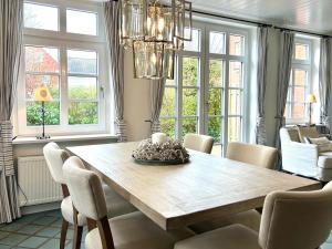 Romantikhaus am Hafen in Greetsiel