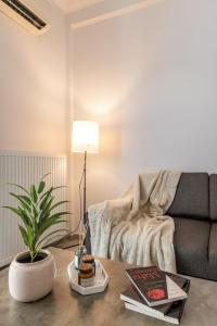 Cozy Penthouse with Balcony