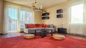 Sweet Home Apartments