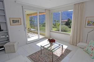Residenza Ascomonte, Parterre, App 30 by HolAp SA