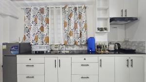 Cozy Private Room D at 3Z Transient House