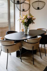 APARTAMENTY ARTE LUBLIN Reduta 15 - faktura VAT garaż