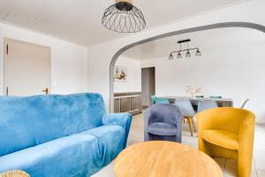 Maisons de vacances Maison a Barbatre pour 10 - 450m de la plage : photos des chambres