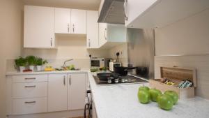 Castle Point Apartments Southampton Premier Lodge