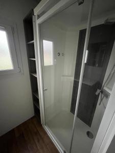 Chalets Joli chalet, jardin clos, terrasse, 2chambres : photos des chambres