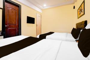 Hotel O Aksa Inn