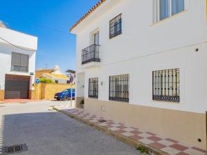 Cubos La Perla Town Center House