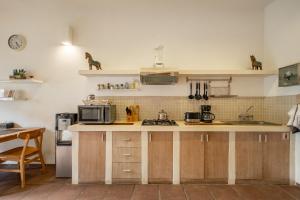 2 Br Villa in Seminyak with private Pool and Parking