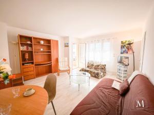 Appartements Spacieux T3 avec parking au coeur de Sanary : photos des chambres