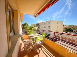 Appartements Spacieux T3 avec parking au coeur de Sanary : photos des chambres