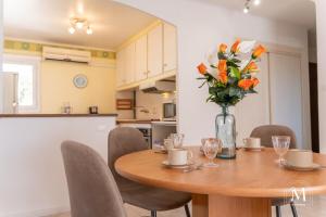 Appartements Spacieux T3 avec parking au coeur de Sanary : photos des chambres