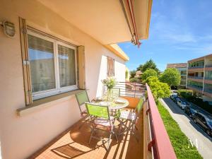 Appartements Spacieux T3 avec parking au coeur de Sanary : photos des chambres