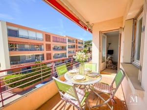 Appartements Spacieux T3 avec parking au coeur de Sanary : photos des chambres