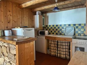 Appartements Gite rural La Grange en pleine nature a La Pesse : photos des chambres