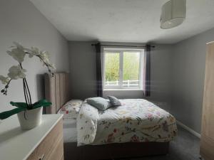 Oberons Rest - Spacious 2 Bed Home perfect for Contractors & Families near Shipley, Bradford