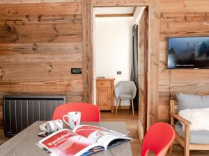 Chaleureux appart 4 pers avec terrasse et wifi, Chamonix centre - FR-1-343-222