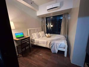 AIR Residences Makati Holiday Home